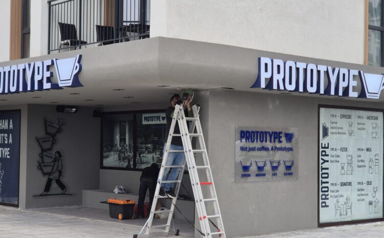  Prototype Coffee Dış Cephe Tabela ve Pleksi Menü Uygulaması